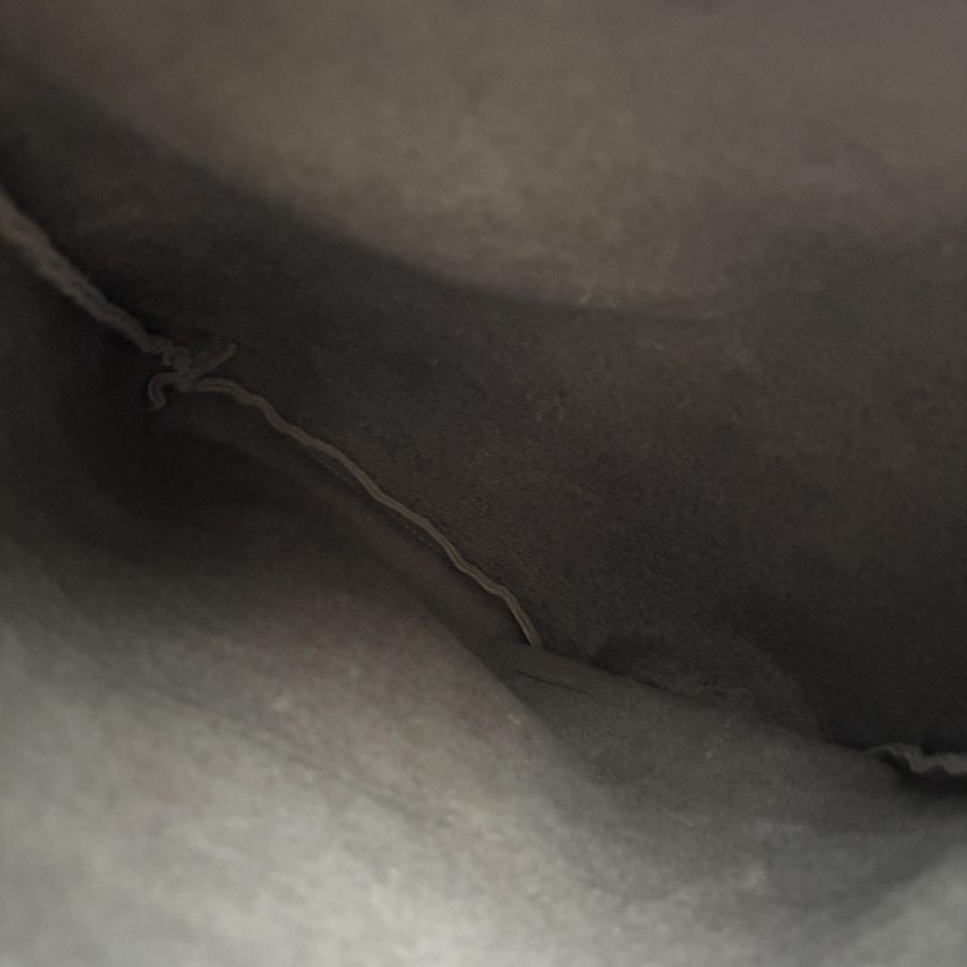 グレージュHender