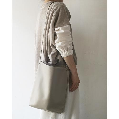 本革 グレージュHender