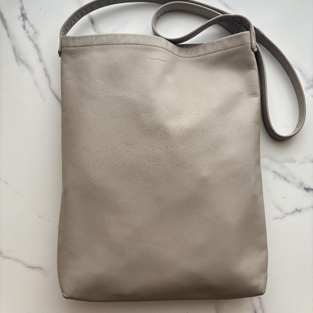 エンダースキーマ ショルダーバッグ