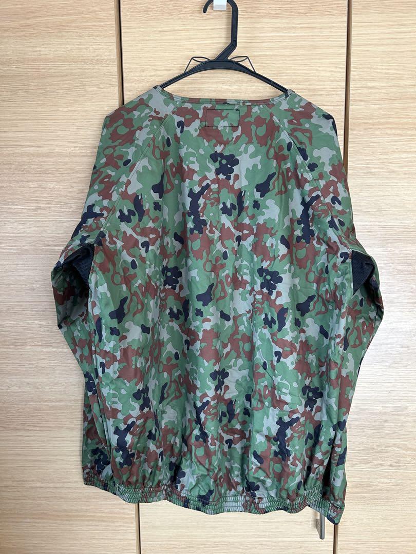 自衛隊　迷彩服　防水