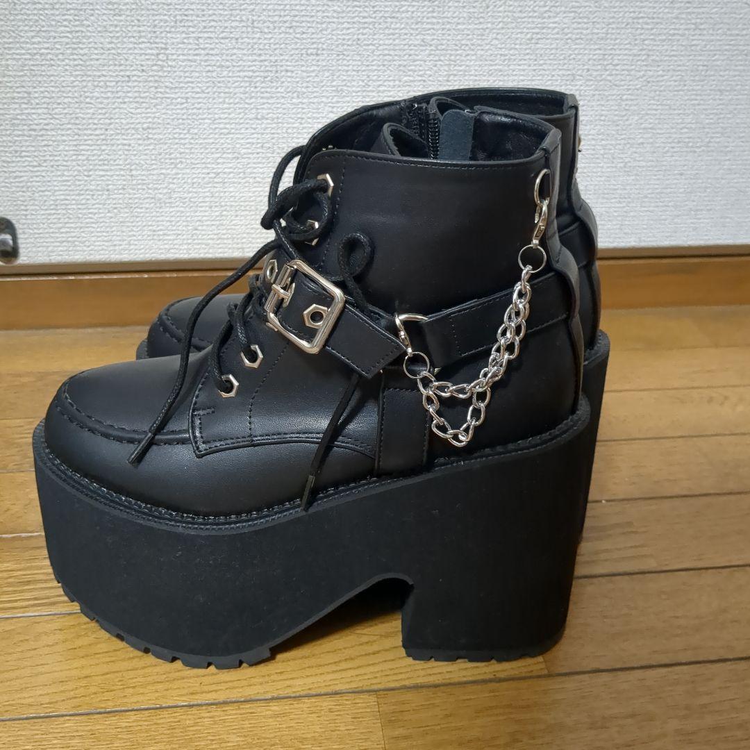 厚底ブーツ　ブラック
