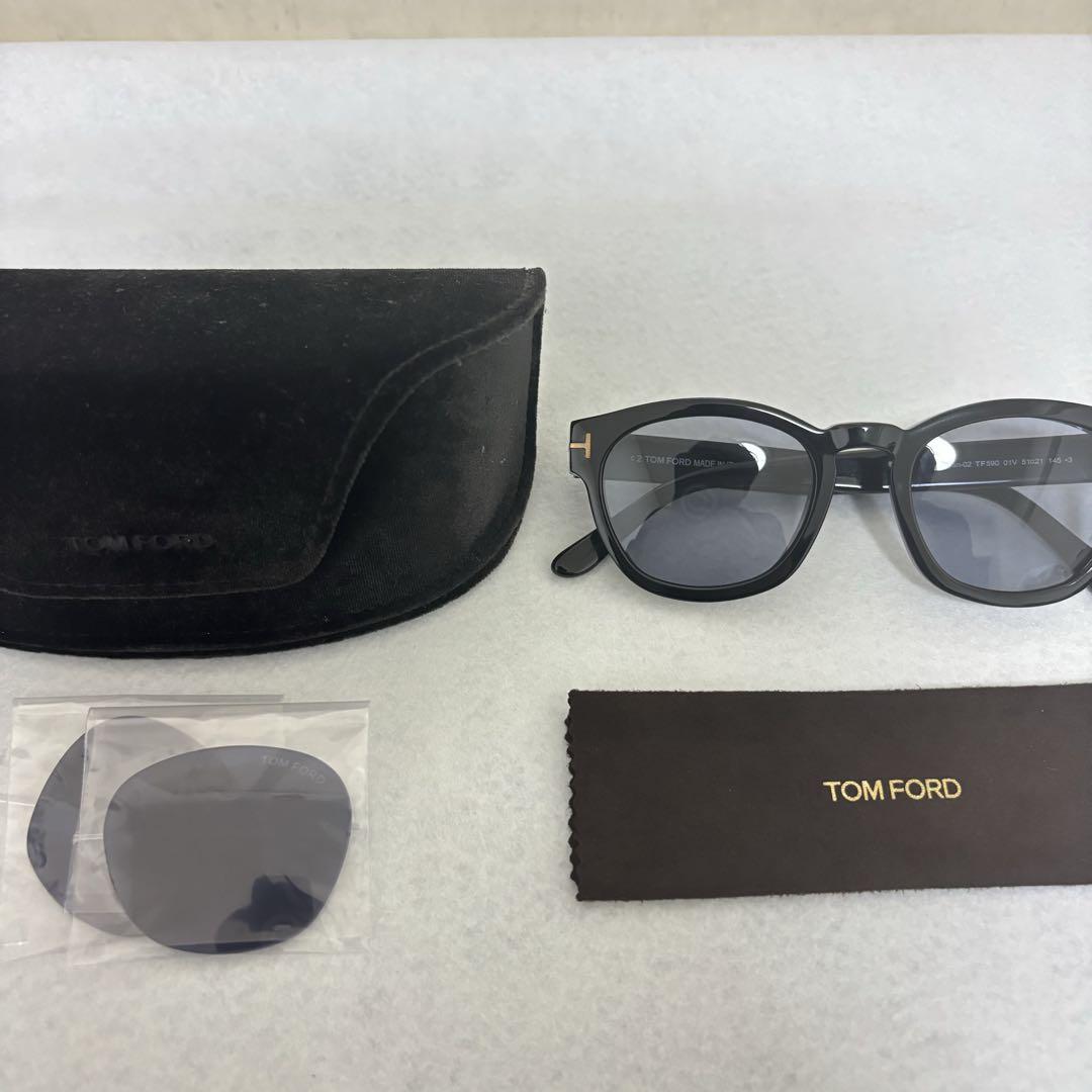 Tom Ford トムフォード　TF590 サングラス