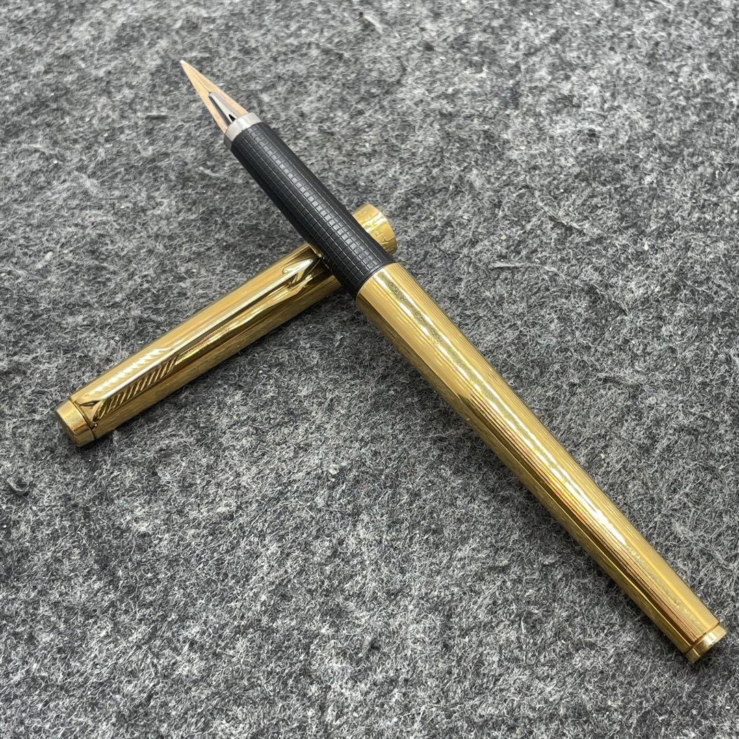 PE776□Parker 180 万年筆 ゴールド 両面筆記ニブ
