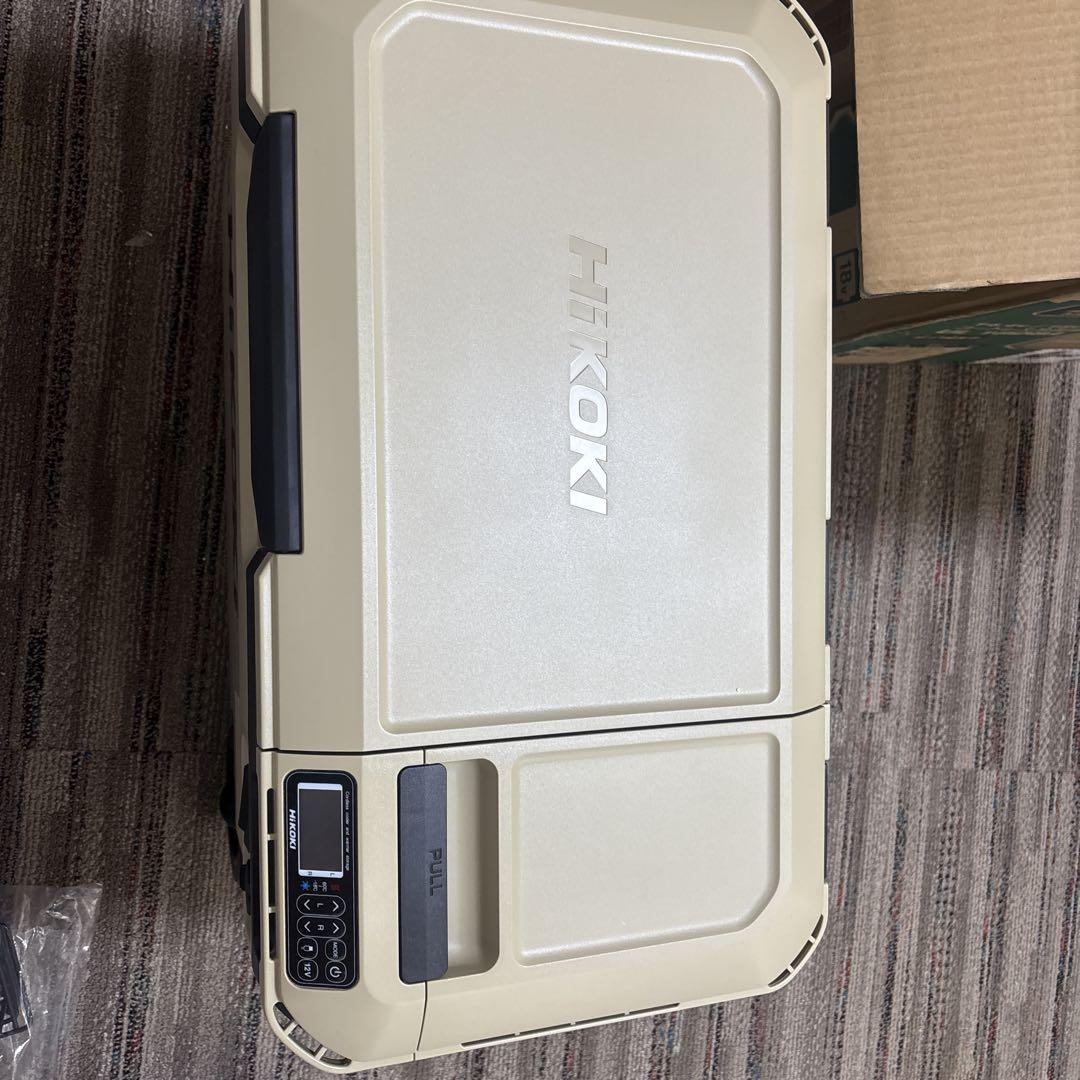 未使用展示品　ハイコーキ　コードレス冷温庫UL18DBA バッテリーなし コードレス冷温庫：UL18DBA