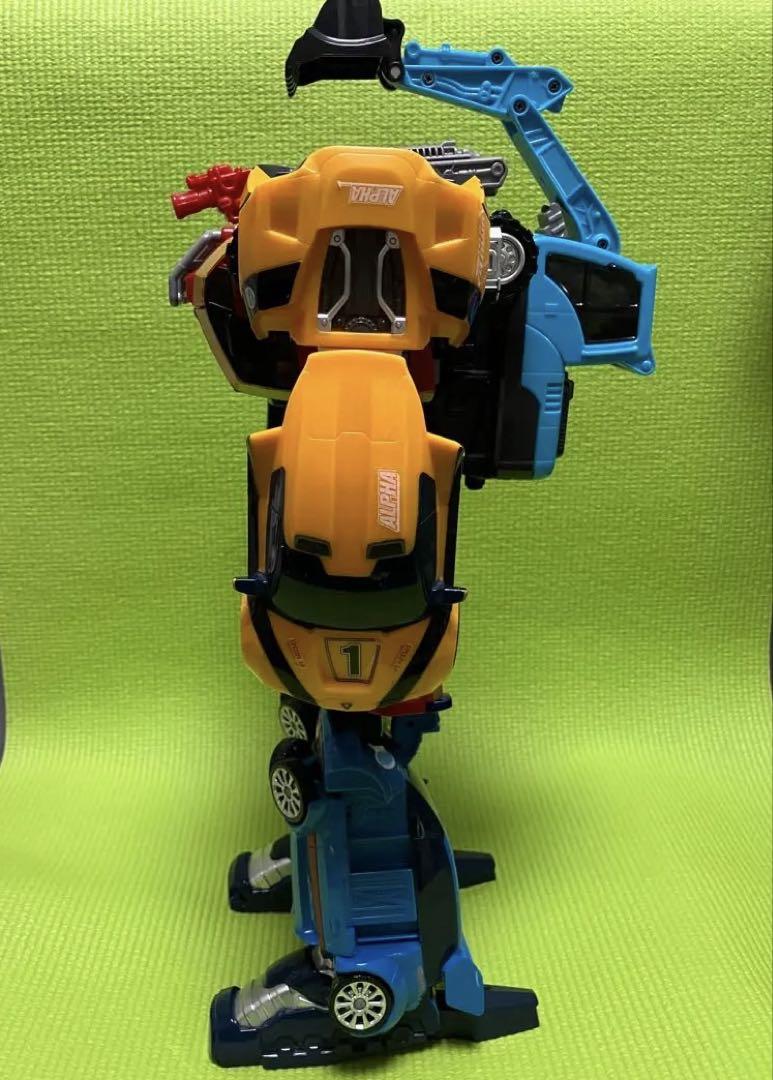 マグマ6 トボットV メタルカードボット ハローカーボット トランスフォーマー マグマ6 トボットV メタルカードボット ハローカーボット