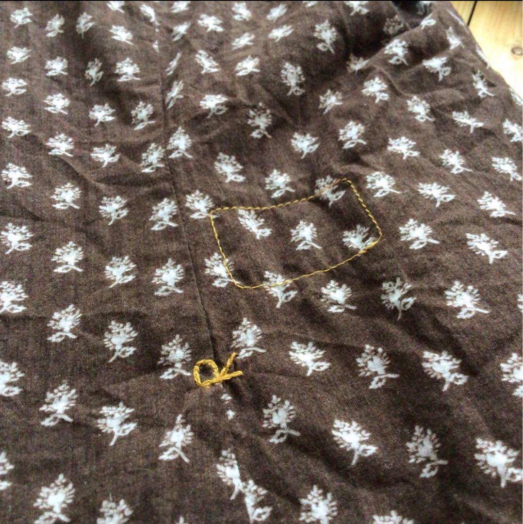 45R インドカディ勿忘草プリントのフリルブラウス