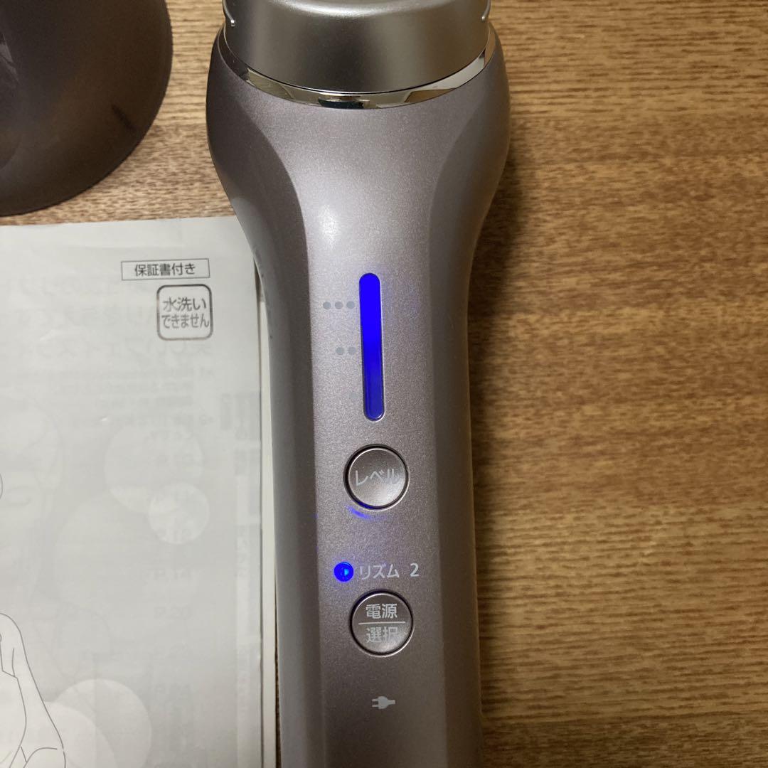 【Panasonic EH-SR72 美顔器】シルバー 概要 RF美顔器 EH-SR72 | フェイスケア（スチーマー・美顔器