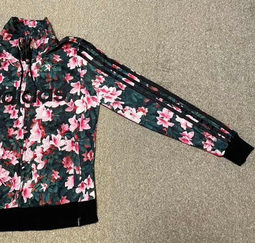 【新品未使用】adidas　アディダス　花柄　トラックジャケット　ジャージ　L
