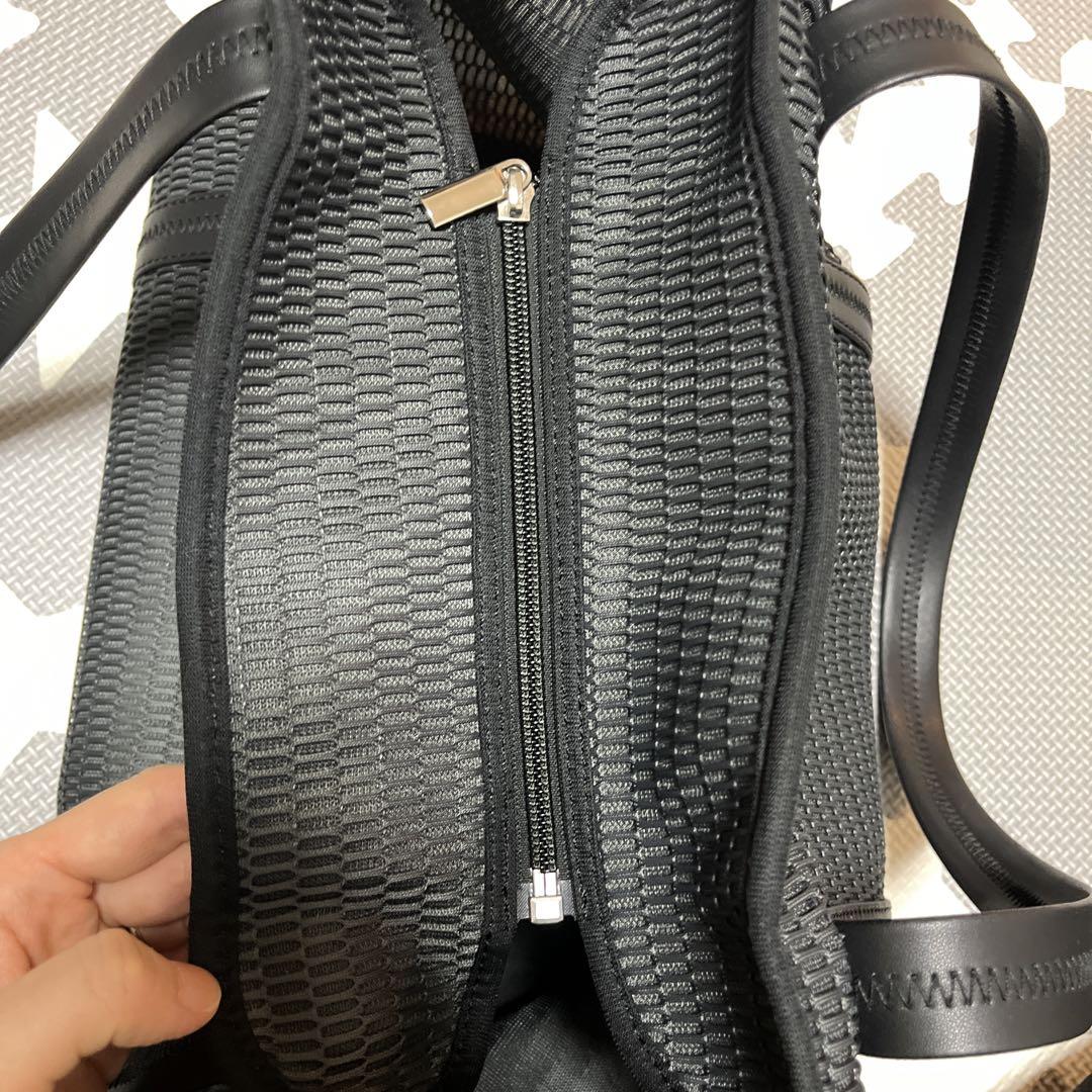 qbag paris nest zipMサイズ　ポーチ付き　マザーズバック　ママ