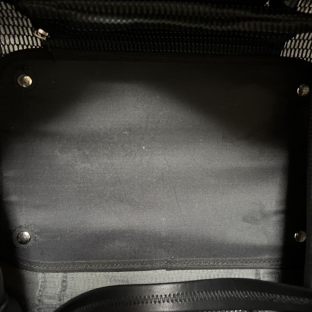 qbag paris nest zipMサイズ　ポーチ付き　マザーズバック　ママ