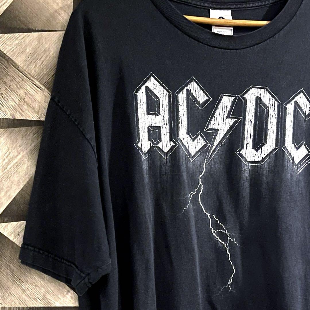 【リメイク】2004年　AC/DC バンドT 稲妻ロゴ×ボックスシルエット