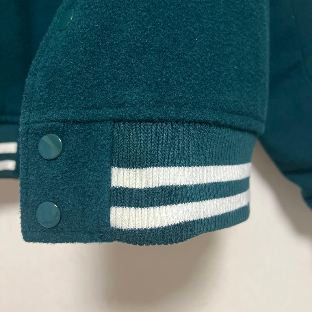 ナスティードッグ　スタジャン　緑