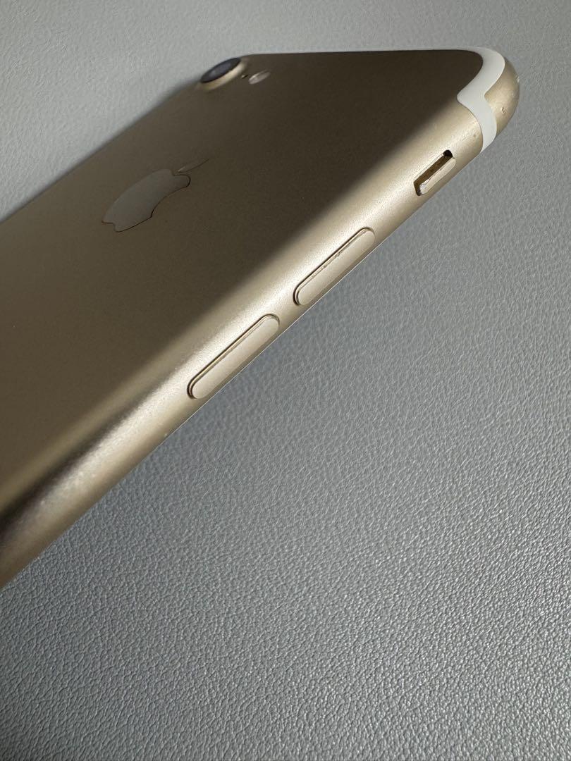 Apple iPhone 7 ゴールド 本体 - メルカリ