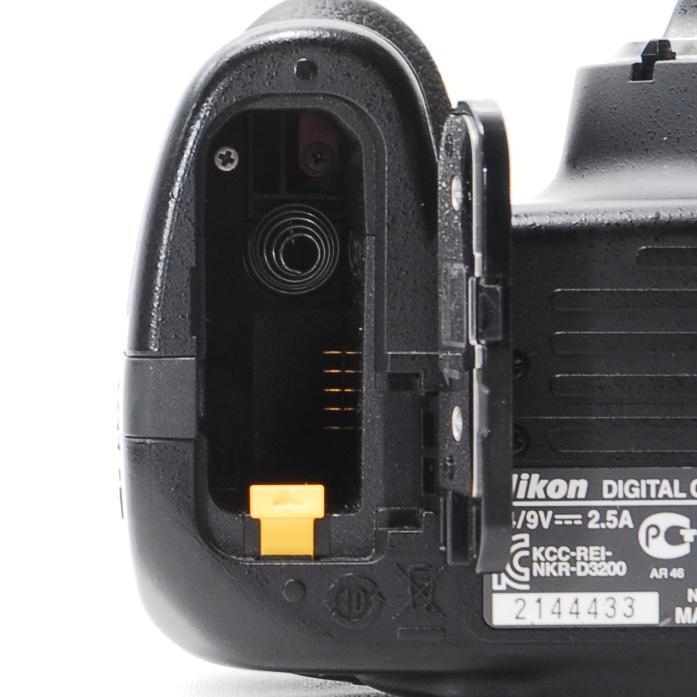 Nikon D3200 スマホ転送OK♡かばん付き♡届いたその日から使えます Nikon D3200 スマホ転送OK♡かばん付き♡届いたその日から使え