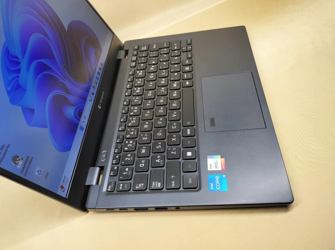東芝　Dynabook G83/HV 　高性能　2022年モデル(K-232)