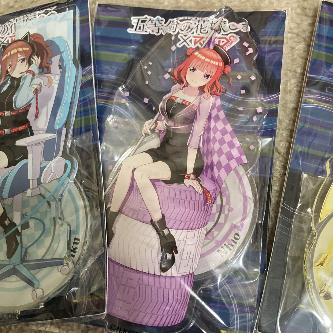 五等分の花嫁 RED Tokyo tower 限定 アクリルスタンド - メルカリ