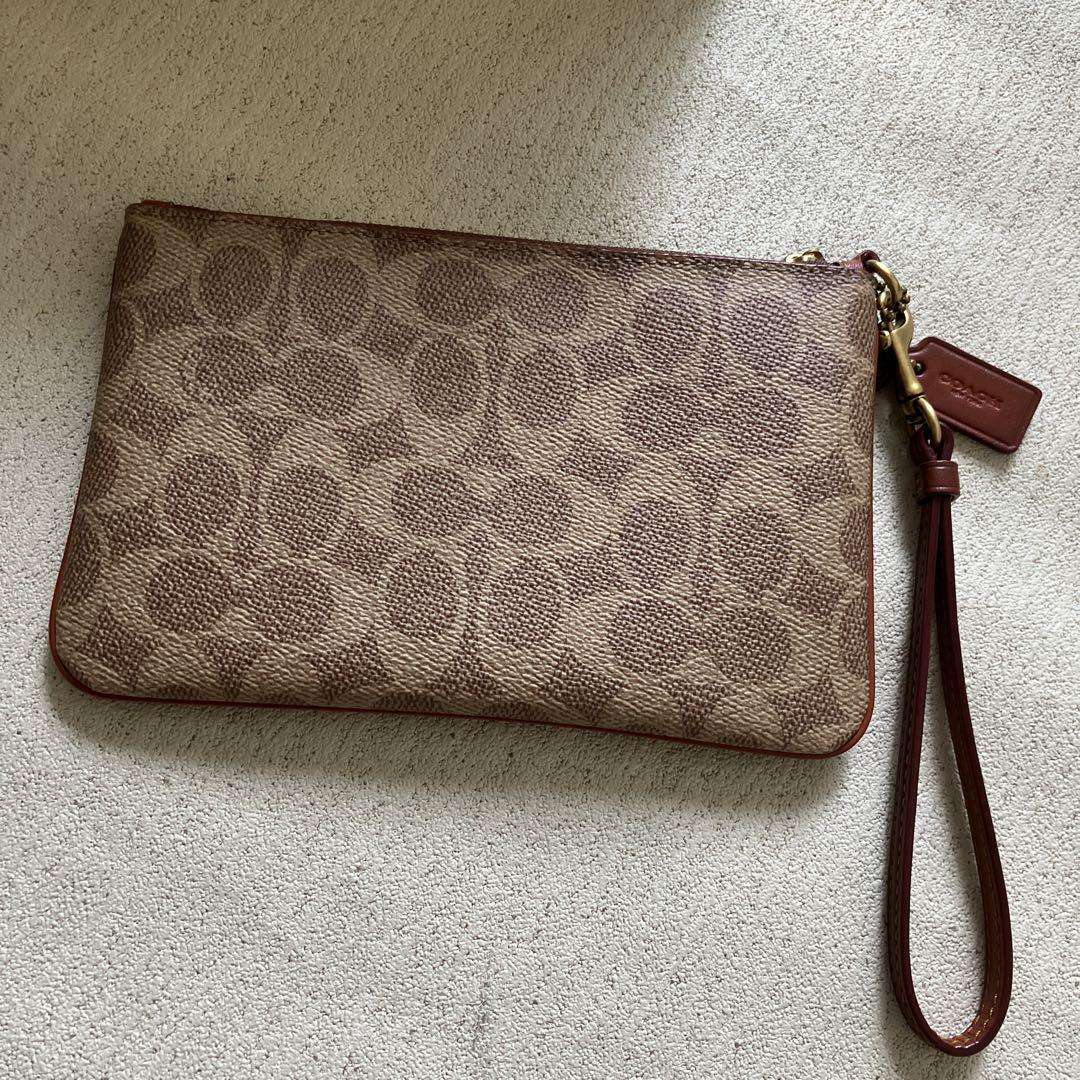 コーチ/ レキシー　ポーチ 公式】COACH – コーチ | チャーター ポーチ・シグネチャー