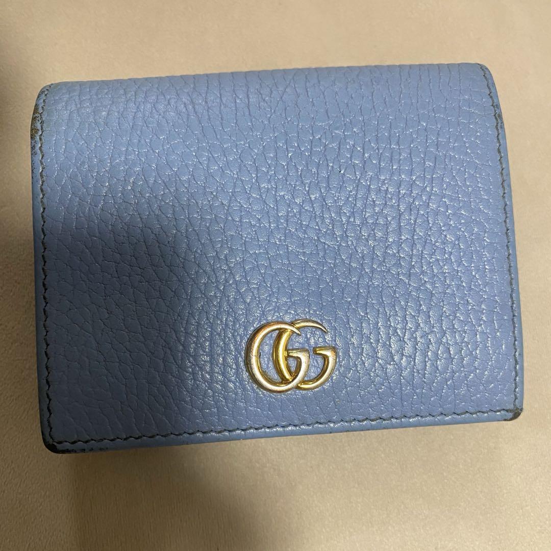 GUCCI ライトブルーレザー 二つ折り財布