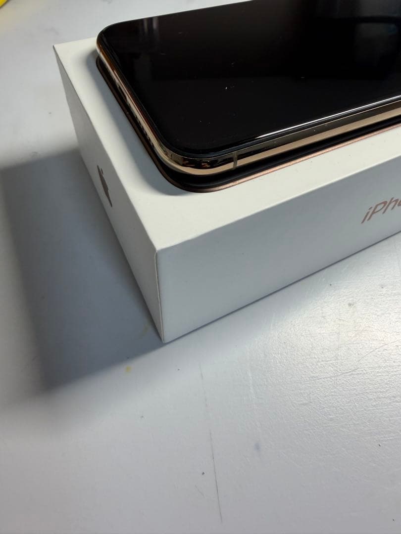 iPhone XS 512GB バッテリー最大容量73% iPhone XS 512GB バッテリー最大容量73%