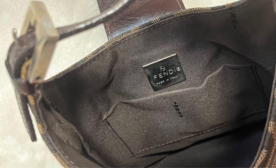 FENDI フェンディ　ハンド　バック　ズッカ　総柄