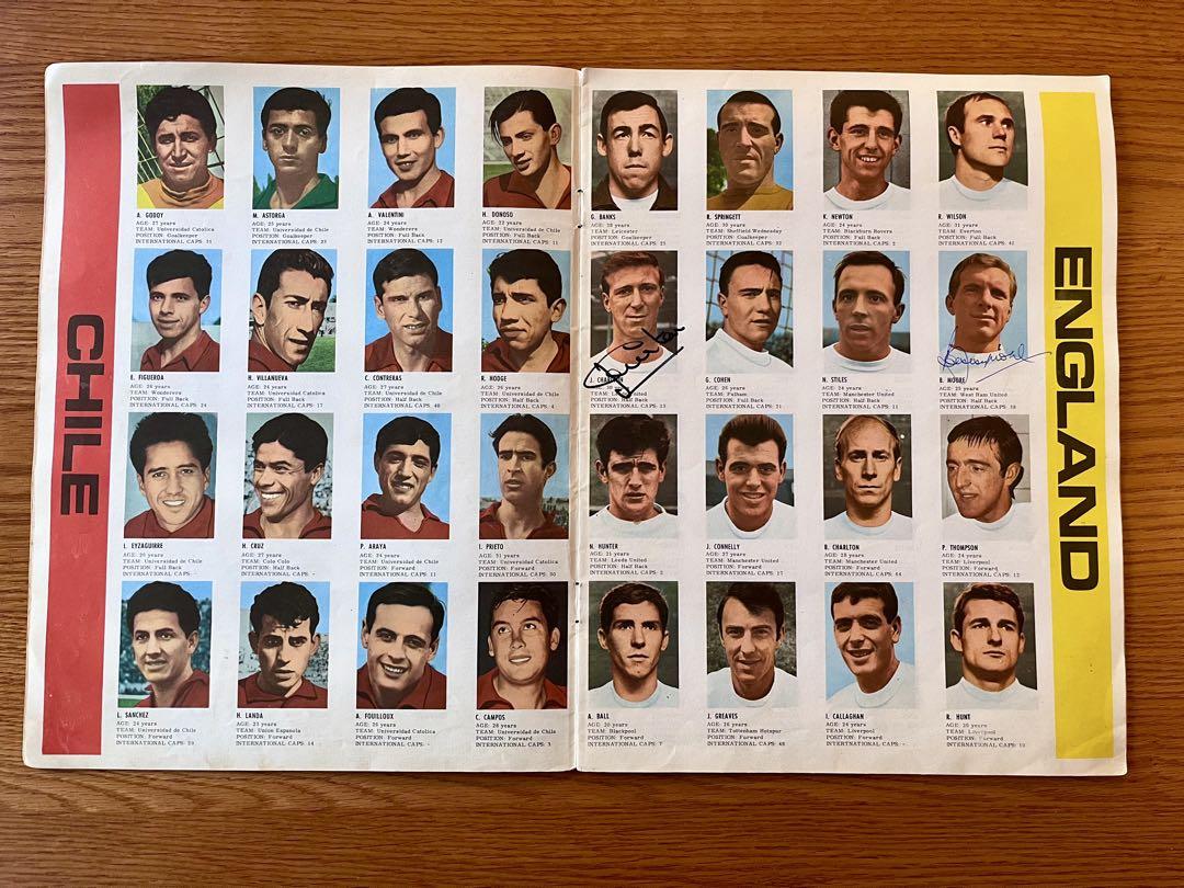 ヤシン、エウゼビオ 、ムーア直筆サイン入り 1966年ワールドカップ選手名鑑