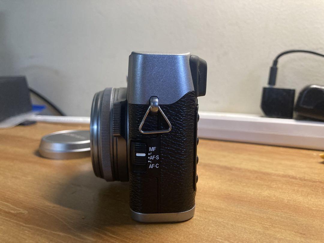 Fujifilm X100 コンパクトデジタルカメラ 【ジャンク品】