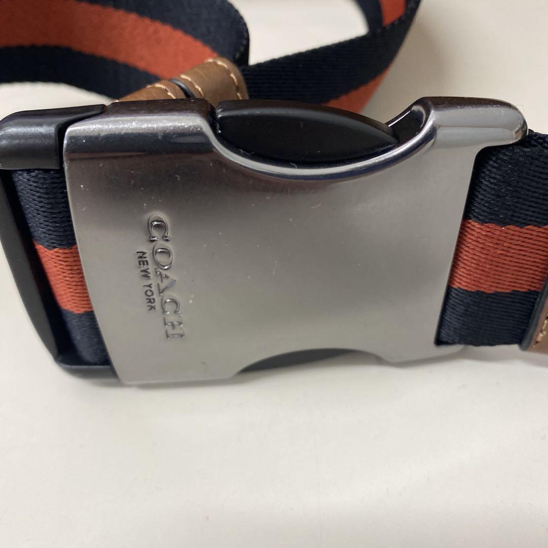 COACH レザー ボディバッグ