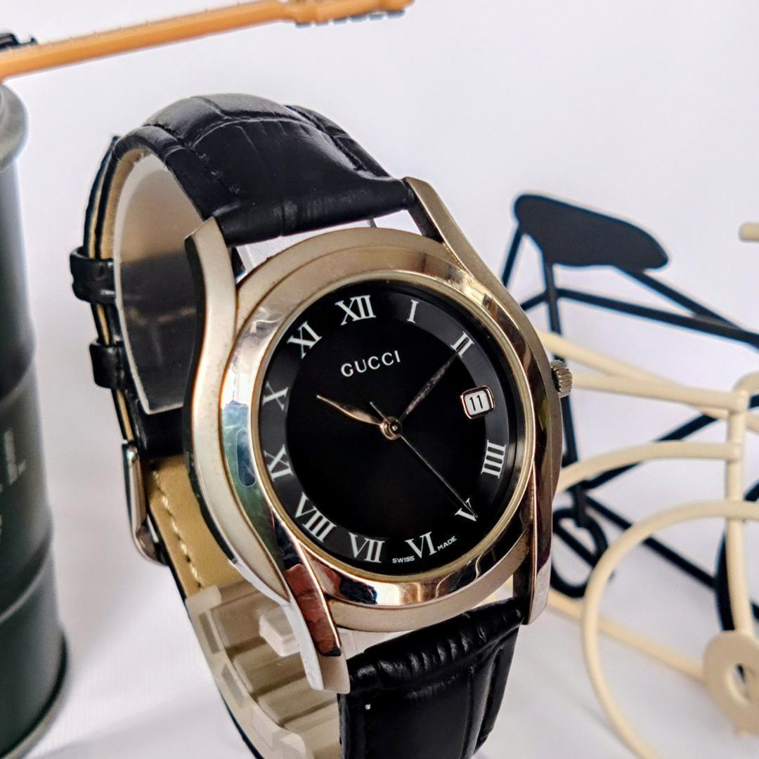 良品 GUCCIグッチ メンズ腕時計5500Mブラック＆シルバー 黒銀 イタリア 良品 GUCCIグッチ メンズ腕時計5500Mブラック＆シルバー 黒銀