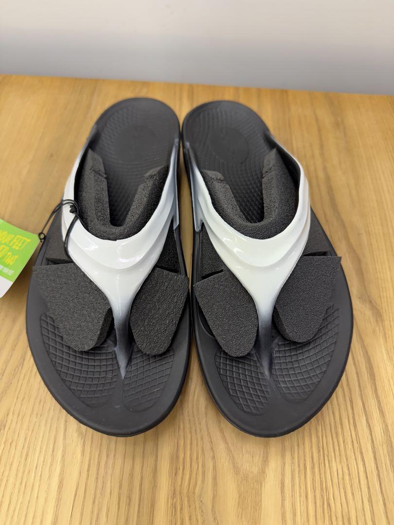 【新品】OOFOS ウーフォス　サンダル　28.0