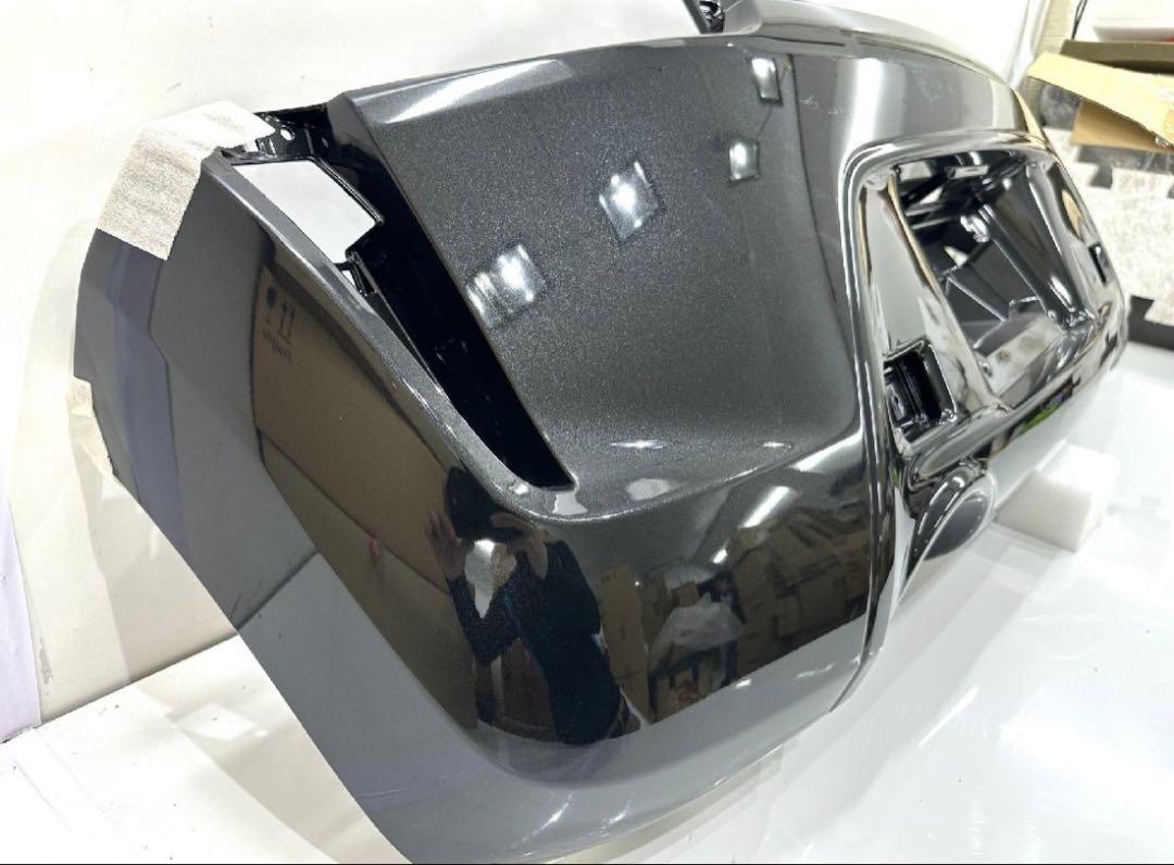 LA400K純正リアバンパー