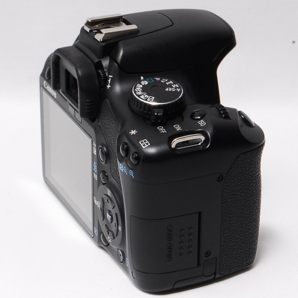 トリプルレンズ♡ショット数少なめ3300枚♡Canon キャノン Kiss X2