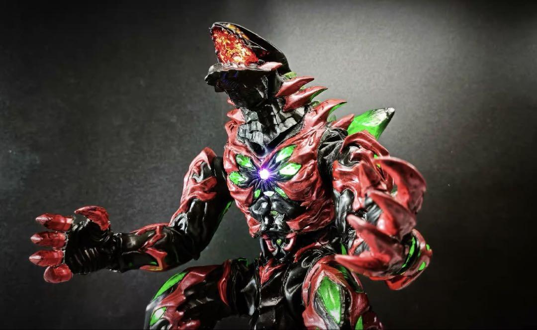 改造品 S.H.Figuarts アークベリアル 発光.ver