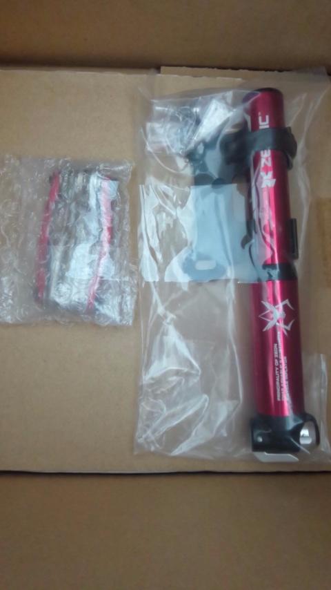 シャア専用サイクルグッズセット