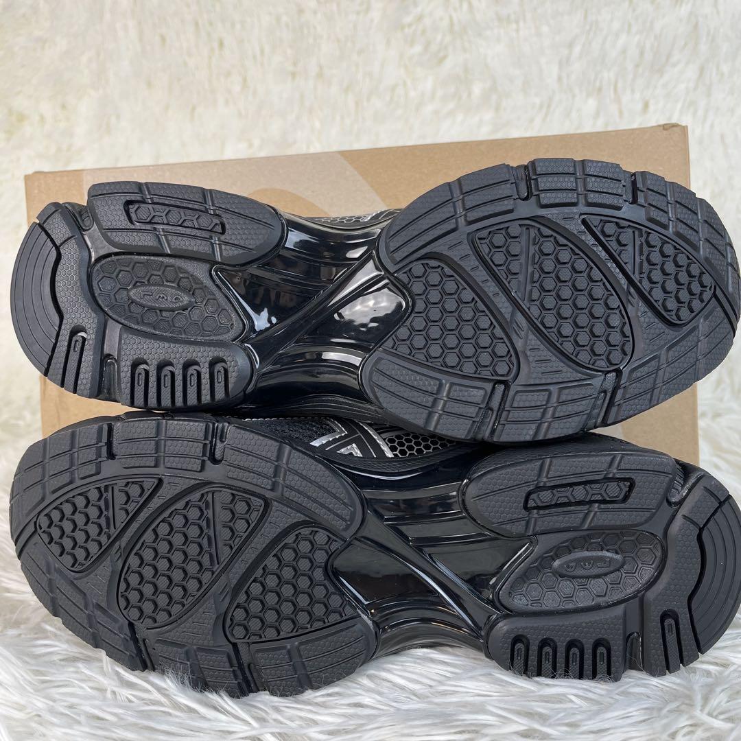 新品未使用 asics ブラック　GEL-DS TRAINER14 スニーカー
