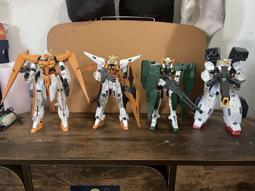 ガンプラ ガンダムOOシリーズ　セット　完成品　1/100スケール