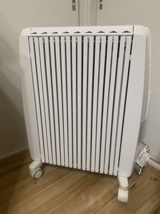 DeLonghi】 TDD0915W オイルヒーター | activoskateshop.com