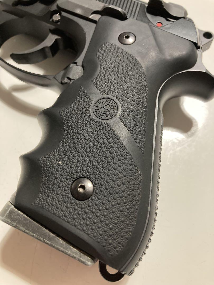 実物　ホーグ製 ラバーグリップパネル　ピエトロベレッタ　Ｍ９用