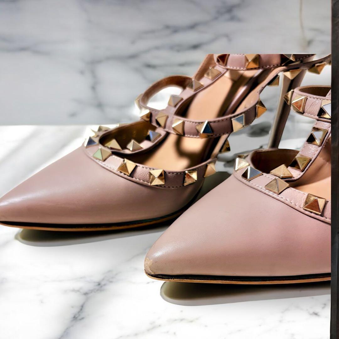 ◆VALENTINO◆ ガラヴァーニ ロックスタッズ トゥ パンプス ヴァレンティノ ガラヴァーニ ロックスタッズ パンプス 24.5cm
