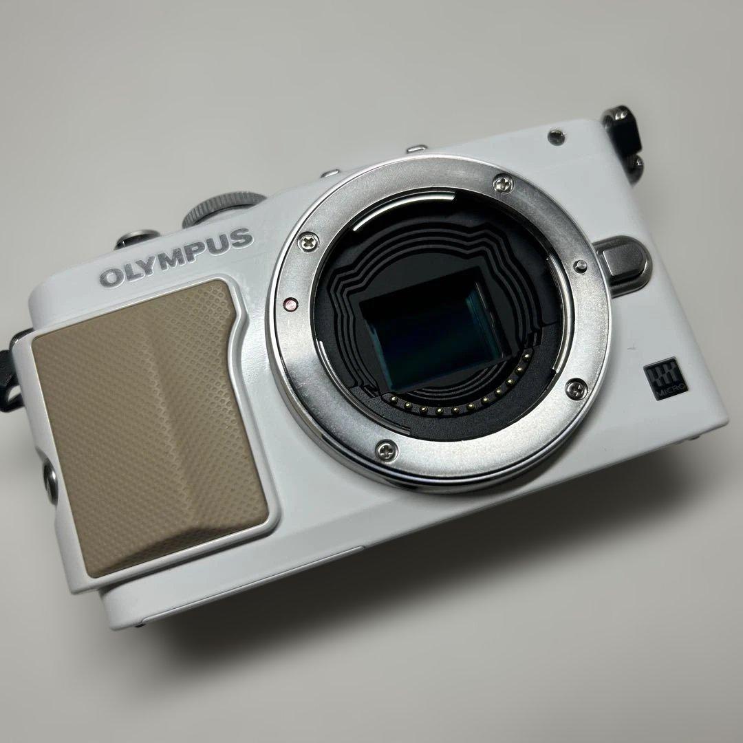 OLYMPUS PEN Lite E-PL5 ダブルズームキット ホワイト