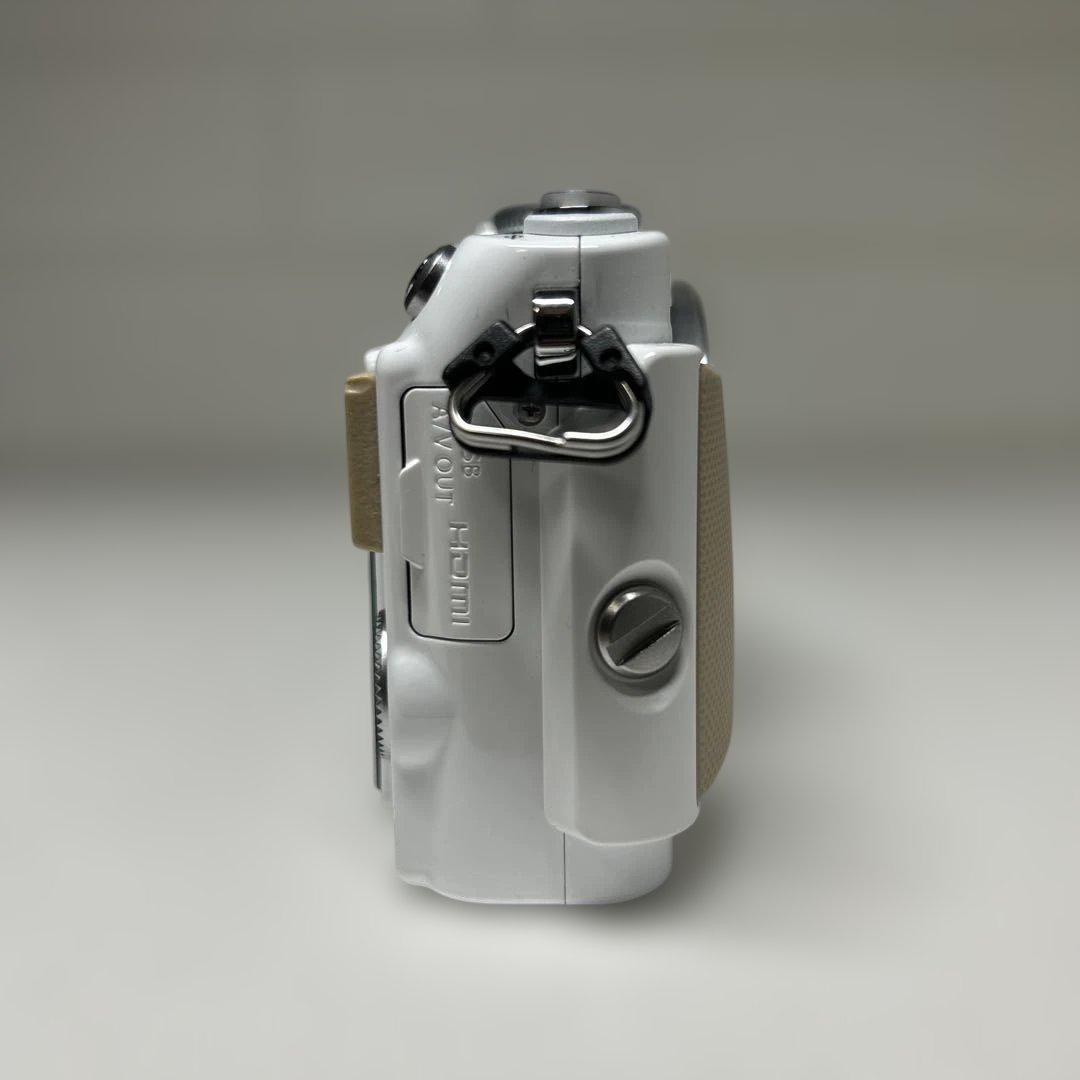 OLYMPUS PEN Lite E-PL5 ダブルズームキット ホワイト