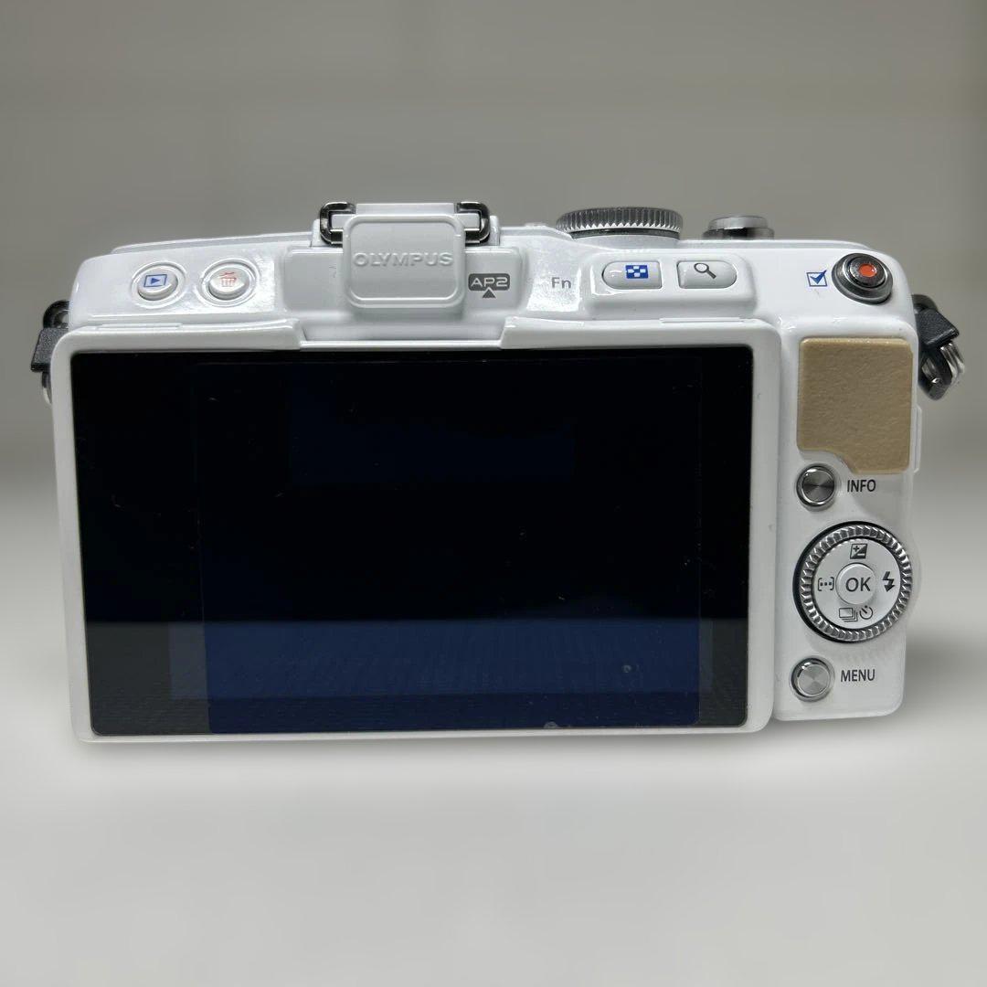 OLYMPUS PEN Lite E-PL5 ダブルズームキット ホワイト