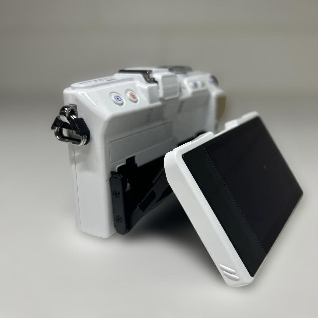 OLYMPUS PEN Lite E-PL5 ダブルズームキット ホワイト