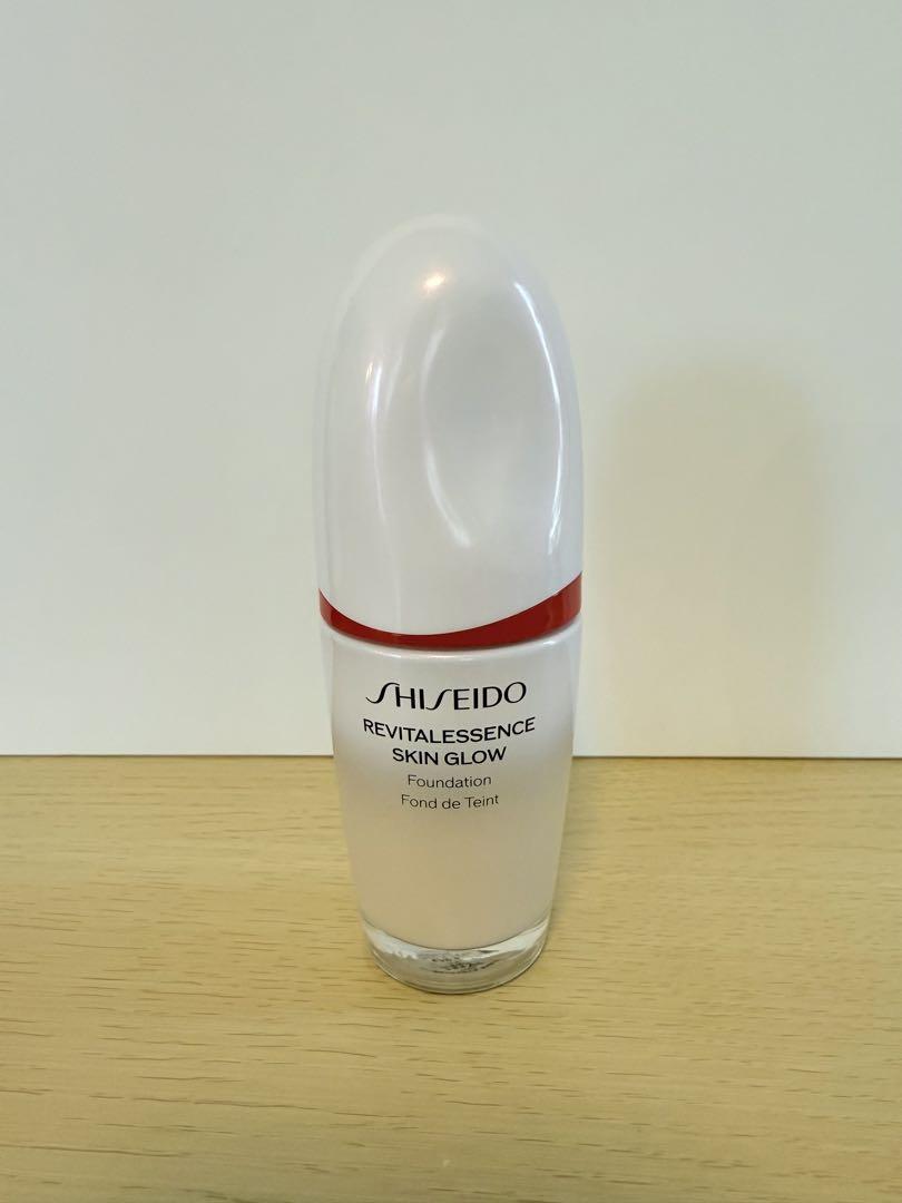SHISEIDO♡REVITALESSENCE SKIN GLOW 130