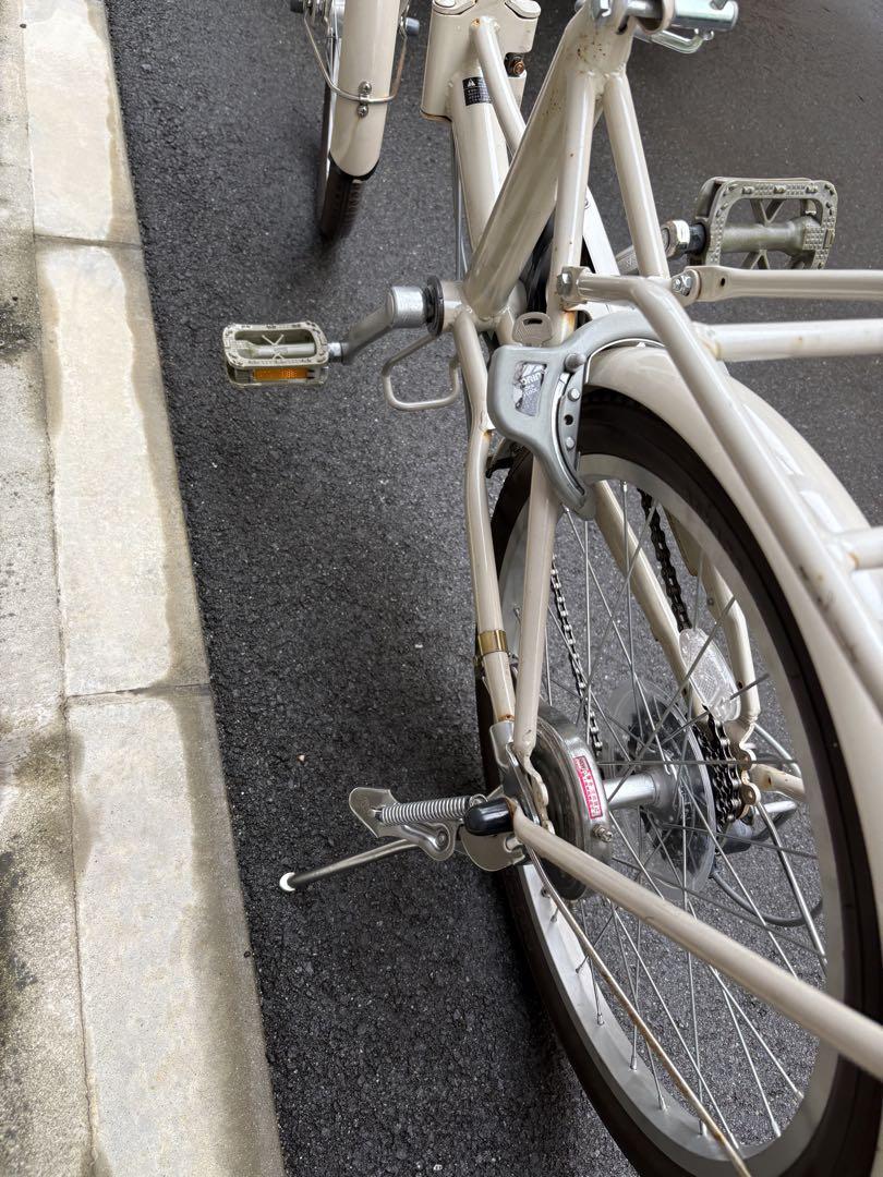 折りたたみ自転車　クリーム