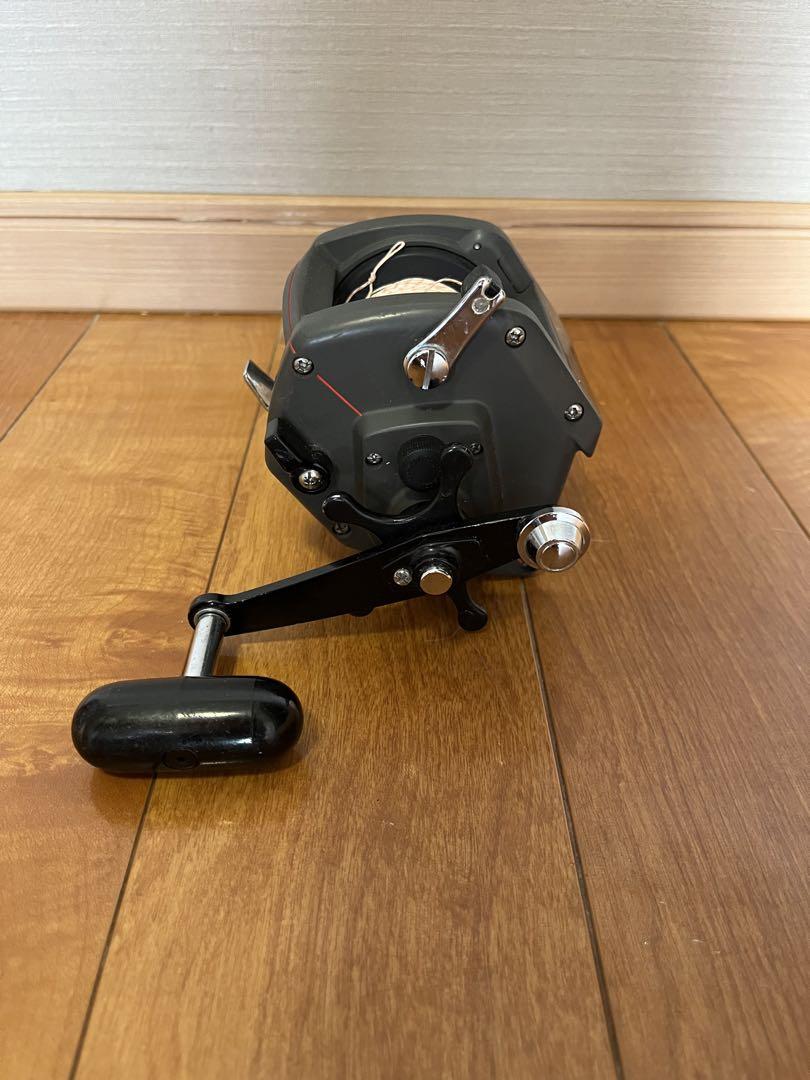 中古 SHIMANO 船 4000 リール TITANOS シマノ