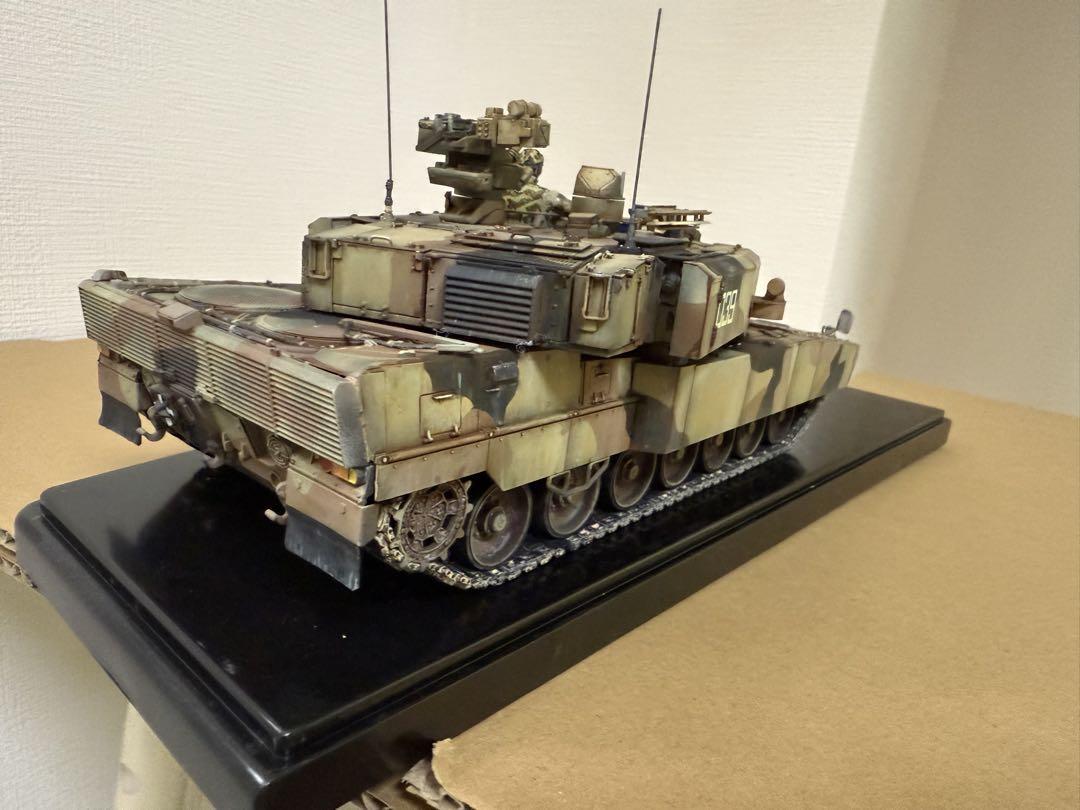 プラモデル戦車1/35完成品レオパルドドイツ現用