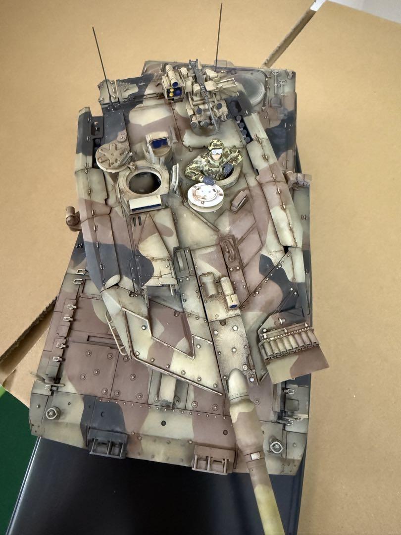 プラモデル戦車1/35完成品レオパルドドイツ現用