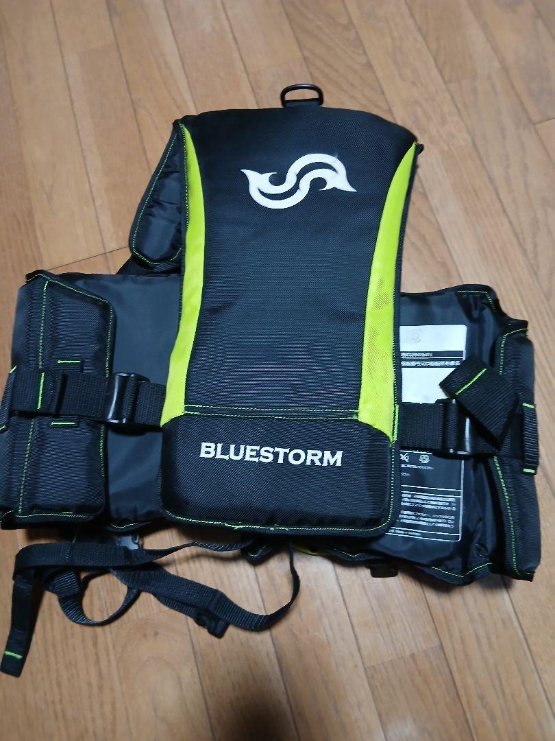 BLUESTORM ライフジャケット ブラック/イエロー - メルカリ