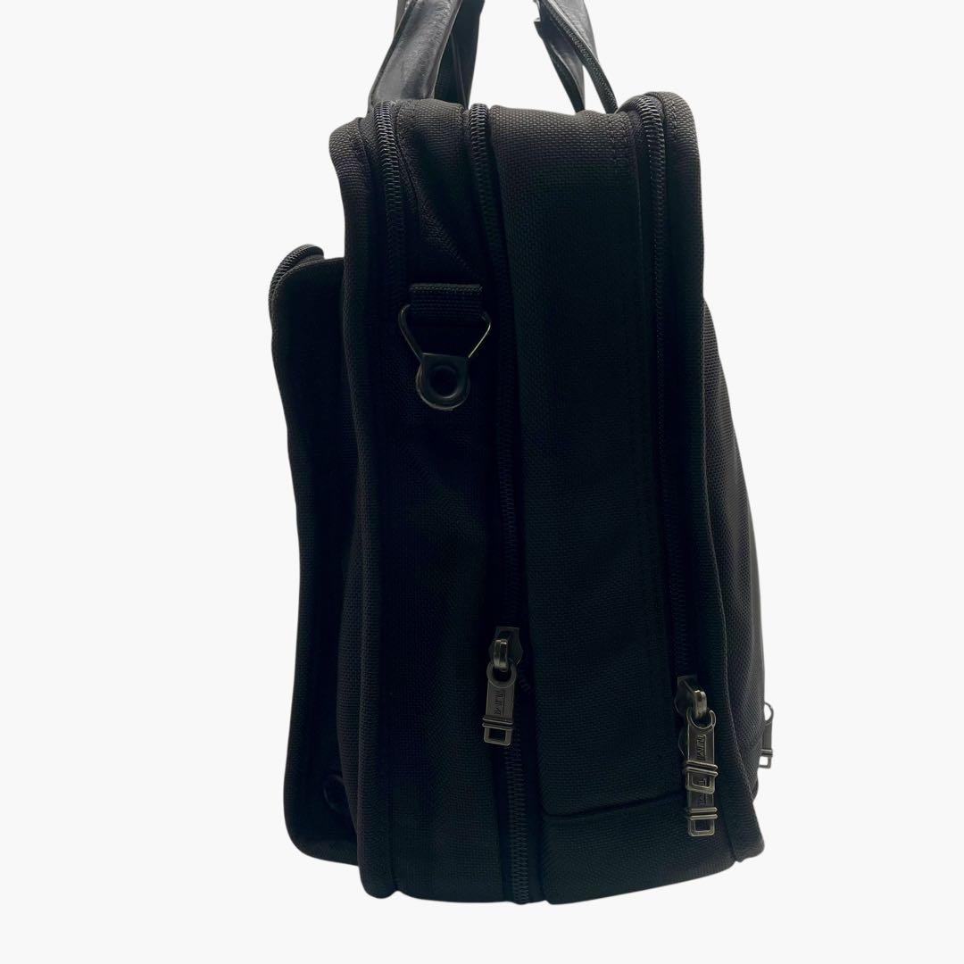 【大容量】TUMI ブラック ビジネスバッグ 多収納 A4収納 PC収納