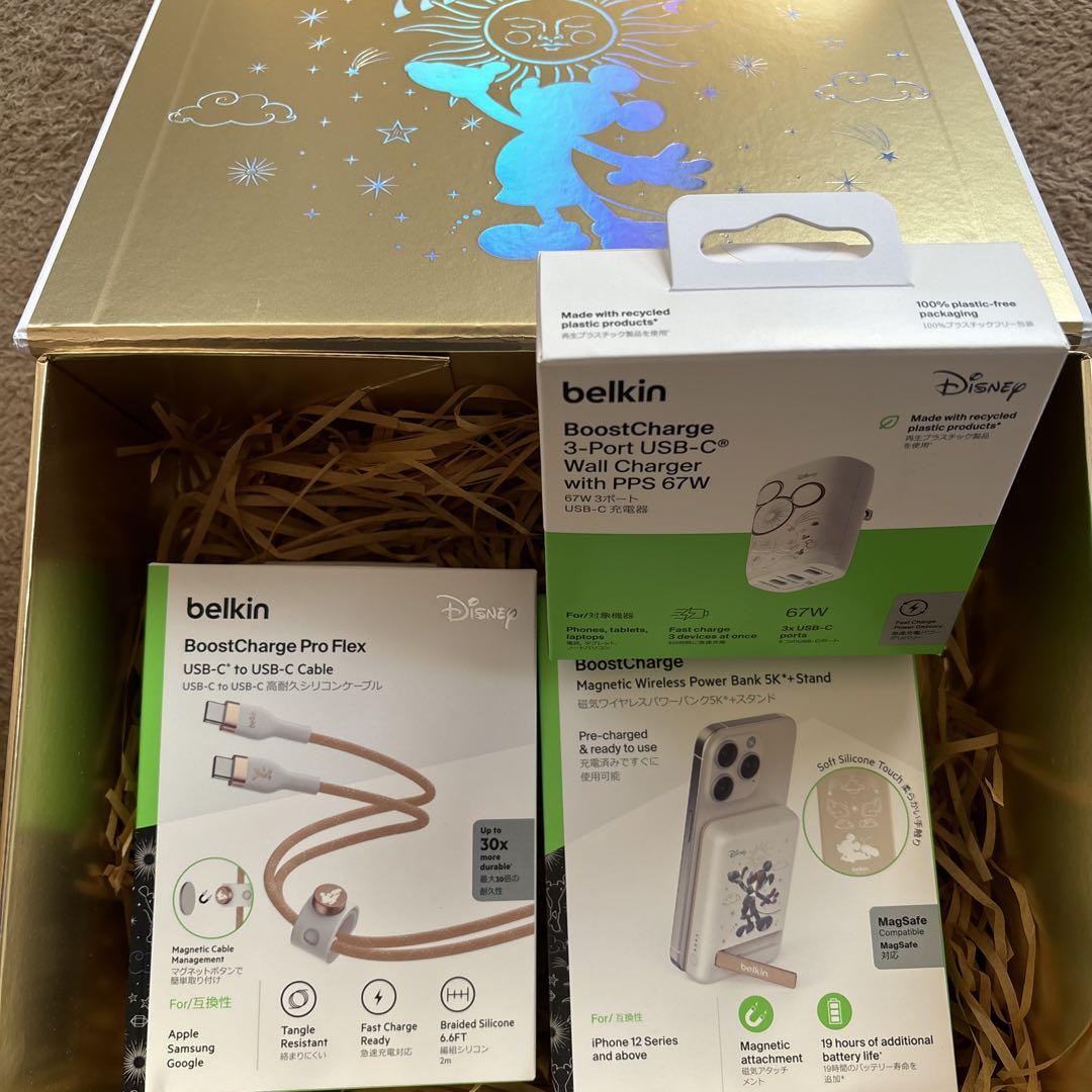 磁気充電器とアクセサリー (ディズニー限定モデル) | Belkin